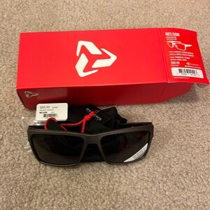 New with box Ryders Nelson sunglasses polarized
